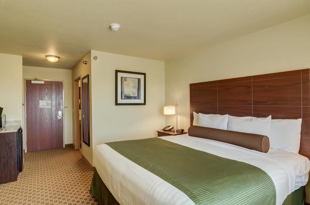Cobblestone Inn&Suites - Lakin Esterno foto