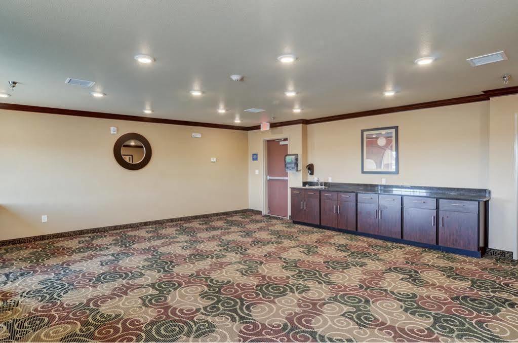Cobblestone Inn&Suites - Lakin Esterno foto