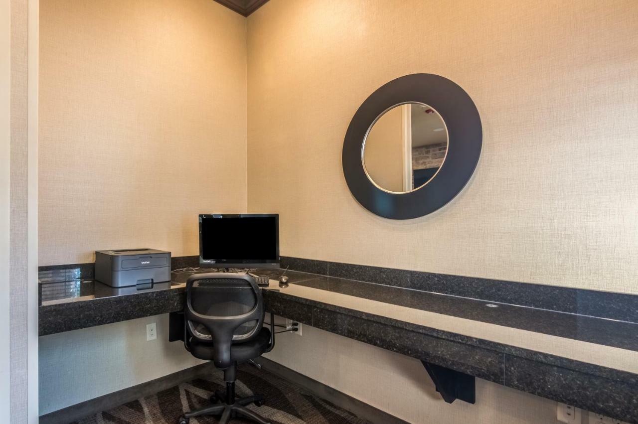 Cobblestone Inn&Suites - Lakin Esterno foto